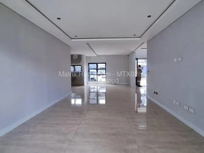 Townhouse/Cluster for Sale in Vainona, Harare