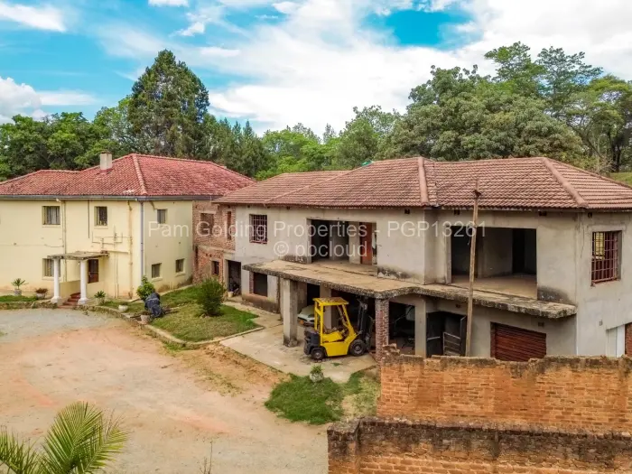 5 Bedroom House for Sale in Glen Lorne, Harare