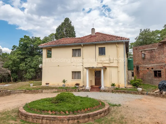 5 Bedroom House for Sale in Glen Lorne, Harare