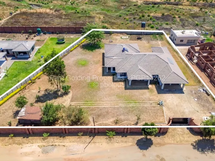 5 Bedroom House for Sale in Haydon Park, Mazowe