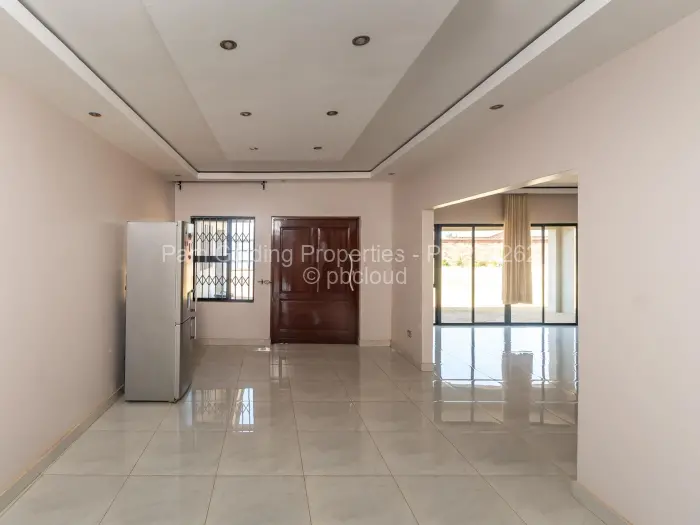 5 Bedroom House for Sale in Haydon Park, Mazowe