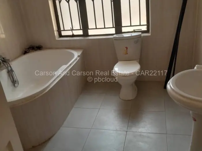 Townhouse/Cluster to Rent in Sandton Park