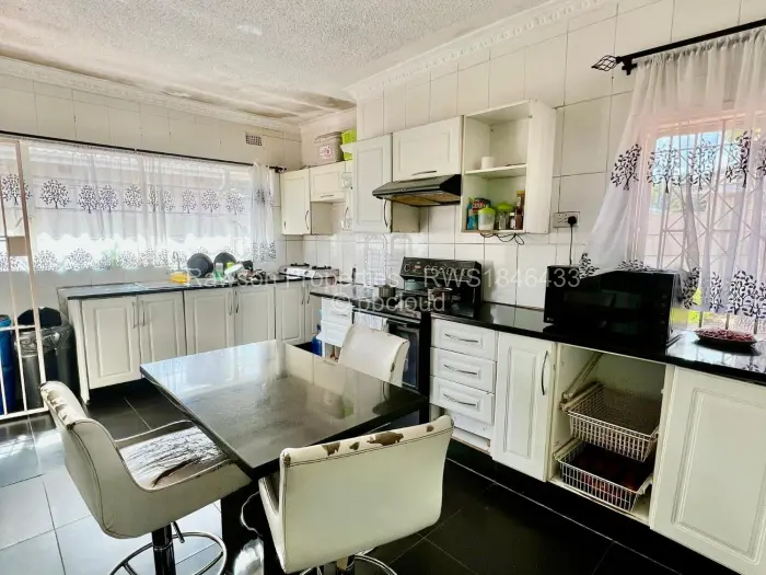 8 Bedroom House for Sale in Avondale West, Harare
