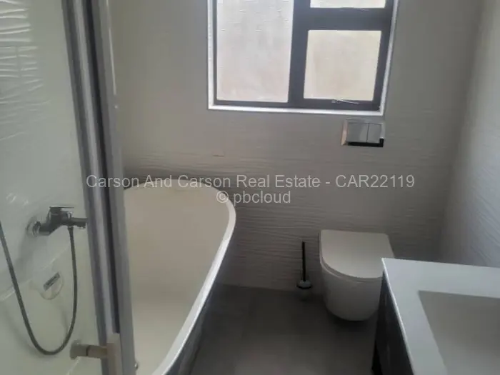 Townhouse/Cluster to Rent in Highlands, Harare