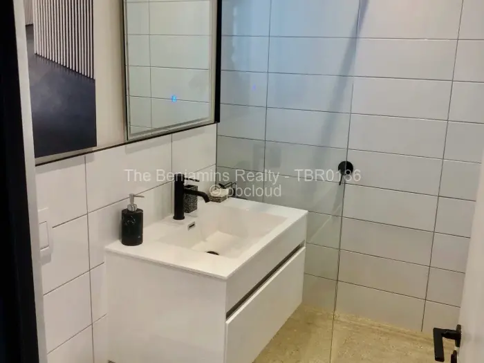 Townhouse/Cluster to Rent in Vainona, Harare