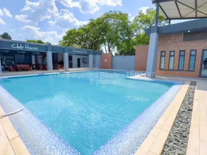 Townhouse/Cluster to Rent in Greendale, Harare
