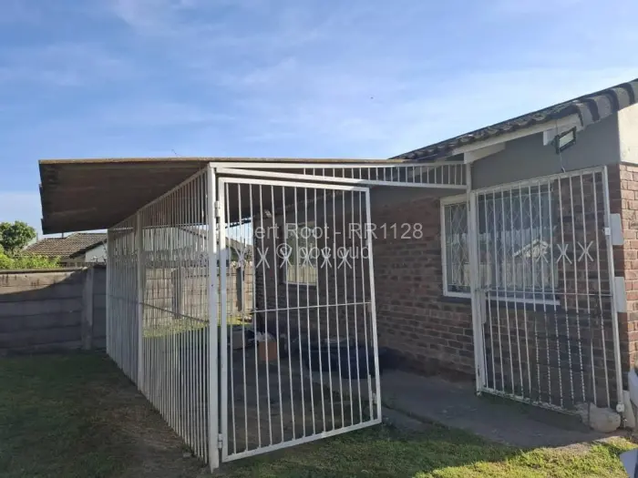2 Bedroom Cottage/Garden Flat to Rent in Msasa Park, Harare