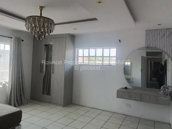 Office for Sale in Mainway Meadows, Harare