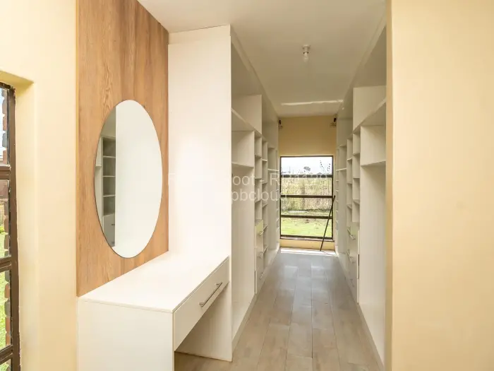 5 Bedroom House for Sale in Fairview, Harare