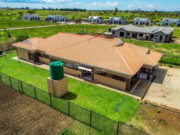 5 Bedroom House for Sale in Fairview, Harare