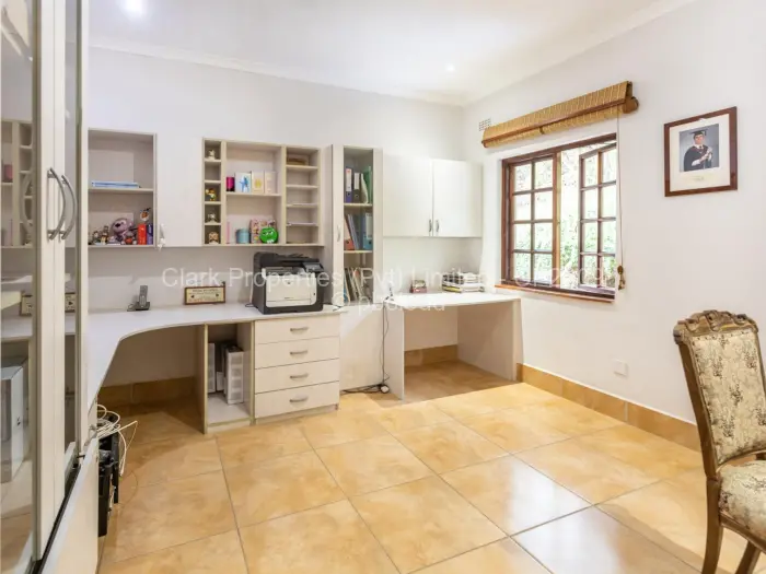 5 Bedroom House for Sale in Borrowdale Brooke, Harare