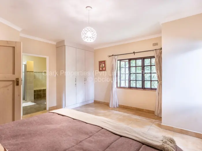 5 Bedroom House for Sale in Borrowdale Brooke, Harare