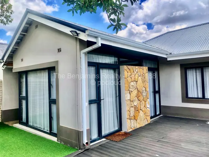 Townhouse/Cluster to Rent in Mount Pleasant