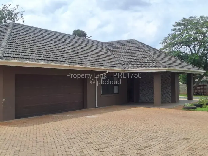 6 Bedroom House for Sale in Northwood, Harare