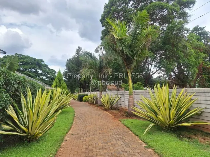 6 Bedroom House for Sale in Northwood, Harare