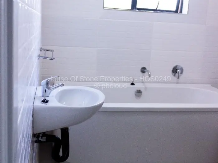 Townhouse/Cluster for Sale in Hillside Byo, Bulawayo