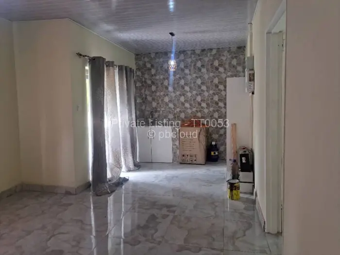 1 Bedroom Cottage/Garden Flat to Rent in Emerald Hill