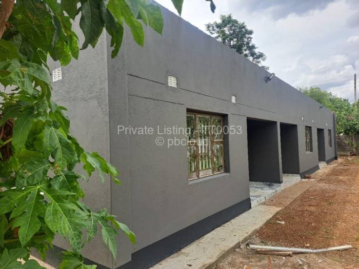 1 Bedroom Cottage/Garden Flat to Rent in Emerald Hill, Harare
