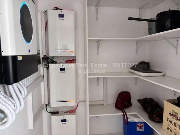 Townhouse/Cluster for Sale in Arlington, Harare