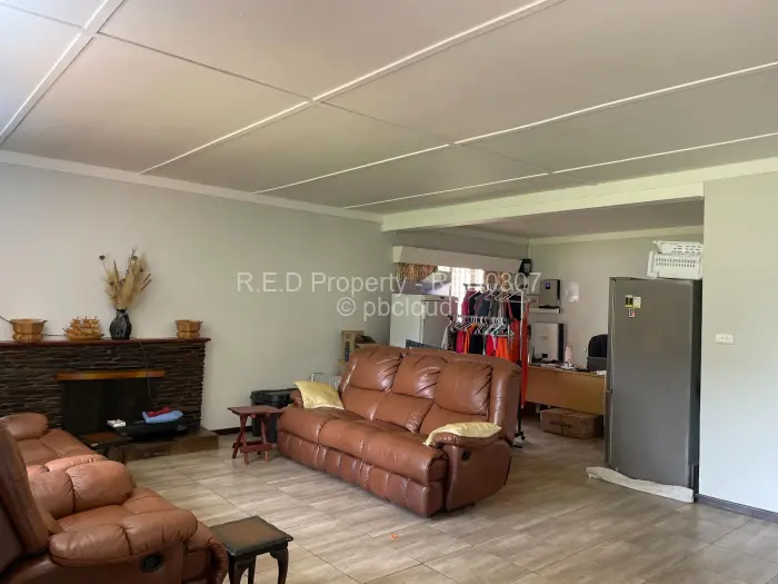 3 Bedroom House for Sale in Ilanda, Bulawayo