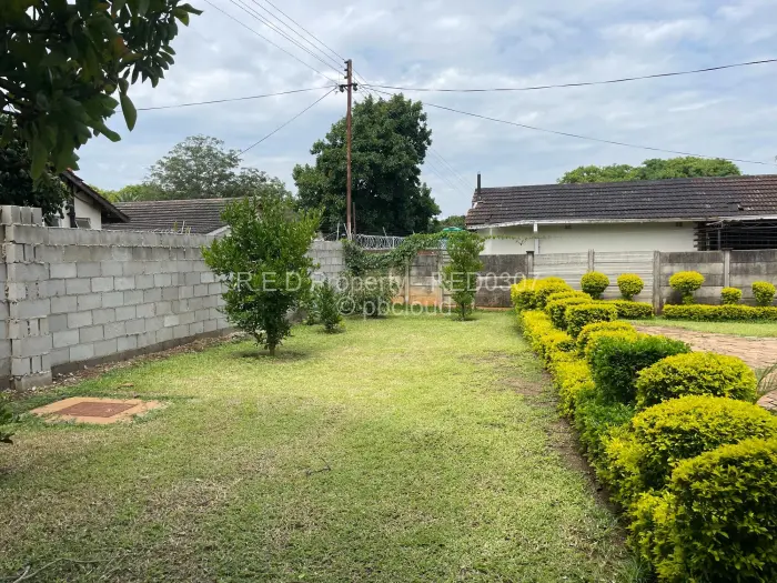3 Bedroom House for Sale in Ilanda, Bulawayo
