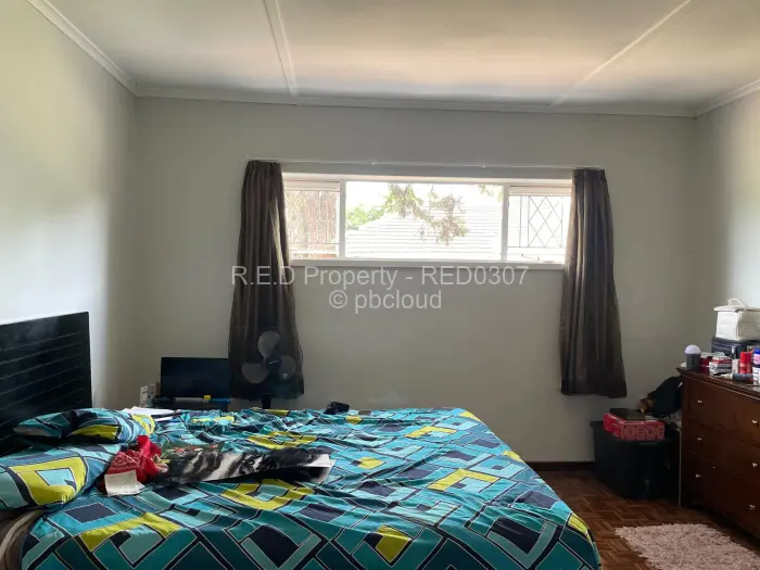 3 Bedroom House for Sale in Ilanda, Bulawayo