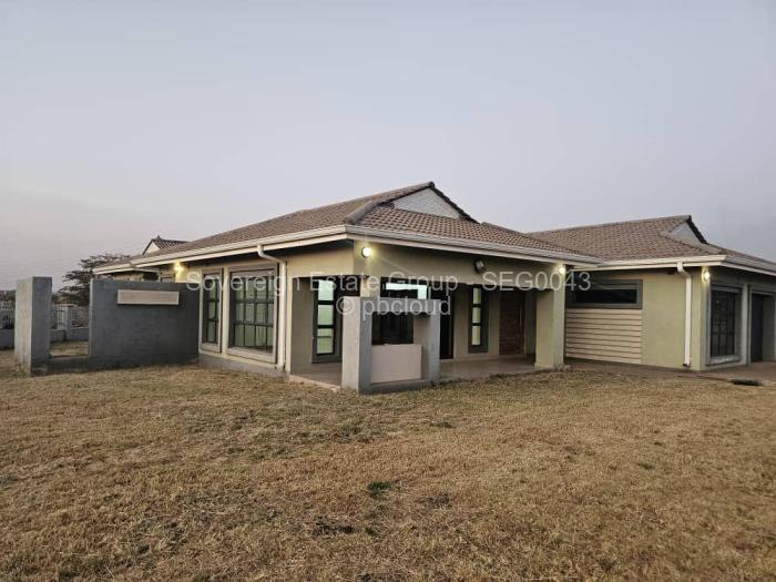 4 Bedroom House to Rent in Fairview, Harare