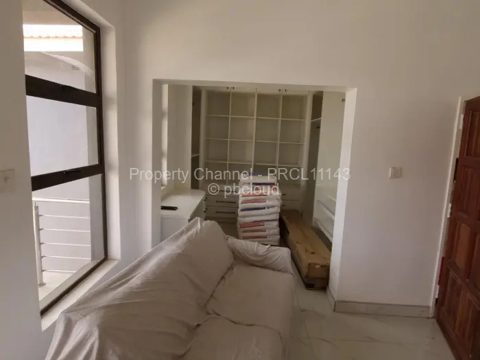 5 Bedroom House for Sale in Carrick Creagh Estate, Harare