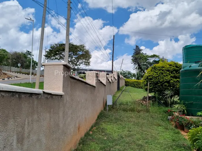 5 Bedroom House for Sale in Carrick Creagh Estate, Harare