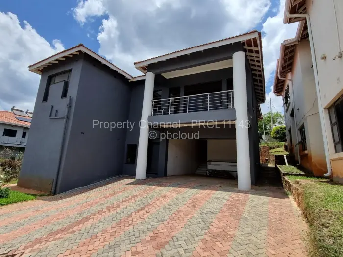 5 Bedroom House for Sale in Carrick Creagh Estate, Harare