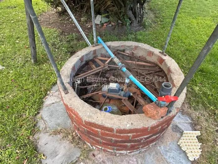 5 Bedroom House for Sale in Hatfield, Harare