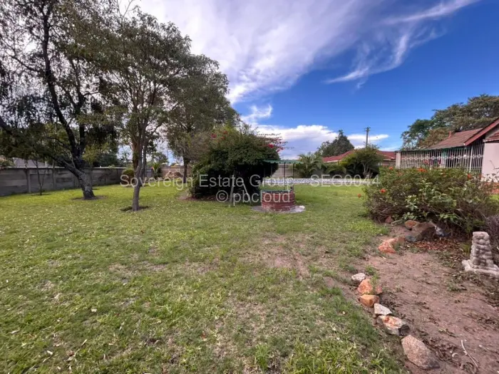 5 Bedroom House for Sale in Hatfield, Harare