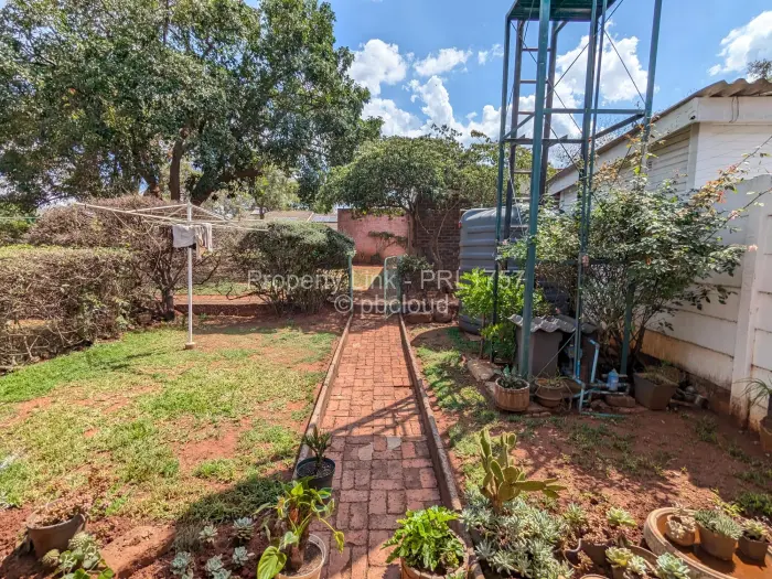 Flat/Apartment to Rent in Greystone Park, Harare