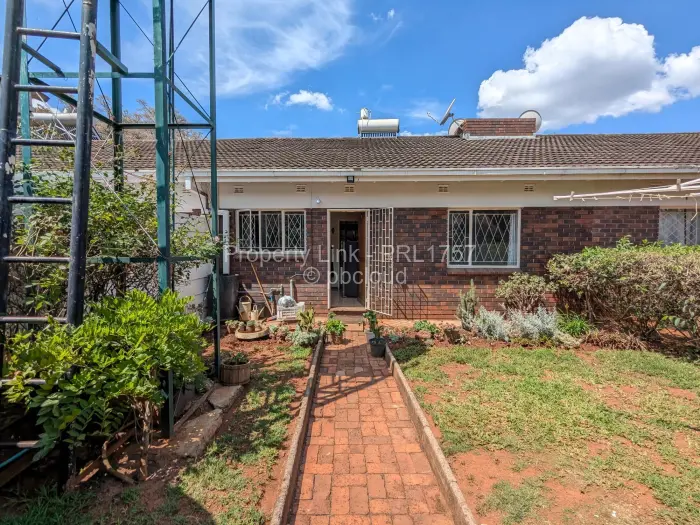 Flat/Apartment to Rent in Greystone Park, Harare