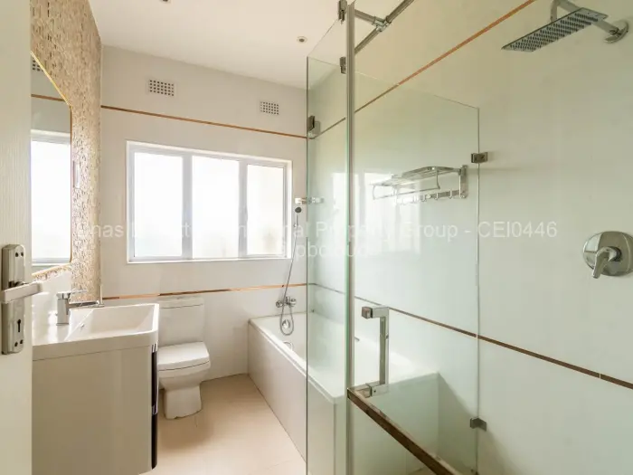 Townhouse/Cluster to Rent in Borrowdale, Harare