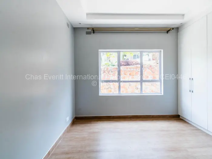 Townhouse/Cluster to Rent in Borrowdale, Harare