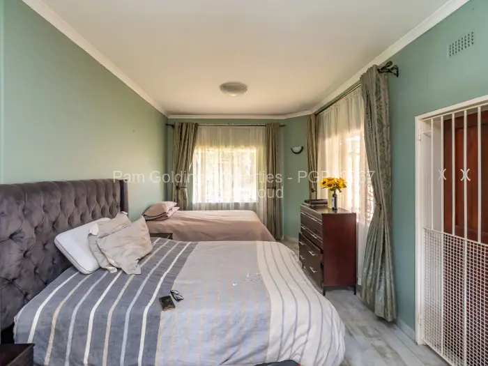 7 Bedroom House for Sale in Rolf Valley, Harare