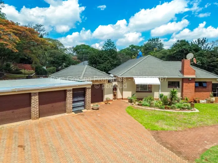 7 Bedroom House for Sale in Rolf Valley, Harare