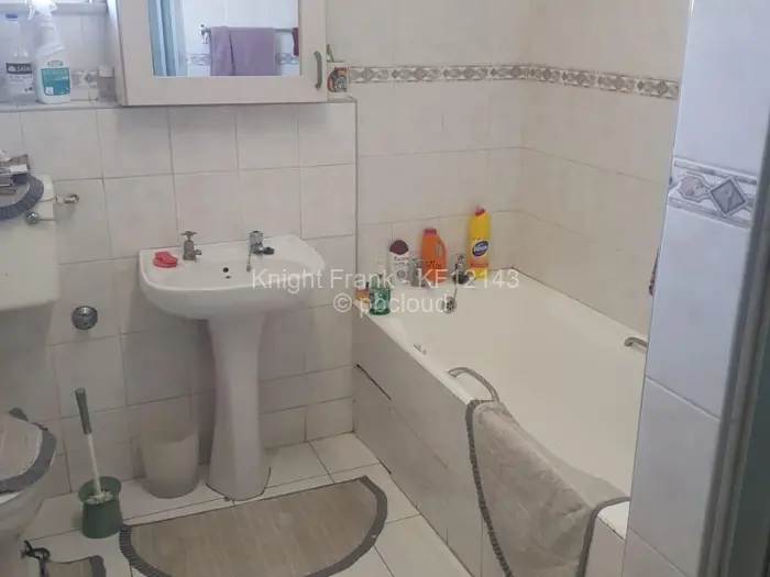 Flat/Apartment to Rent in Harare City Centre, Harare