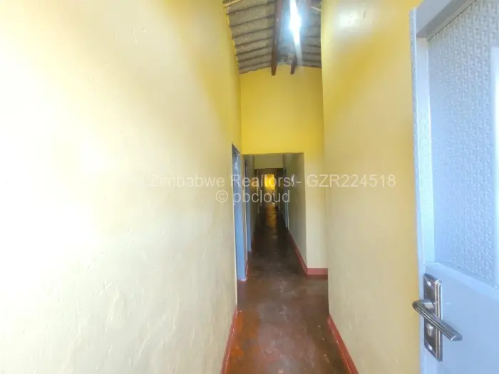 5 Bedroom House for Sale in Masvingo, Masvingo