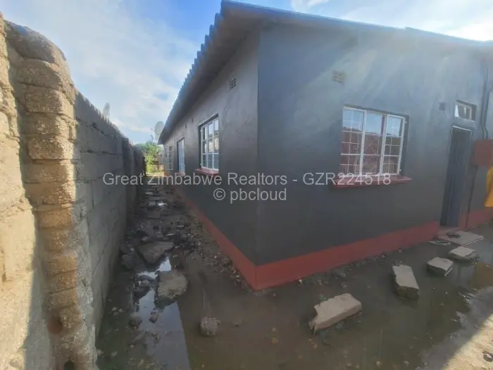 5 Bedroom House for Sale in Masvingo, Masvingo