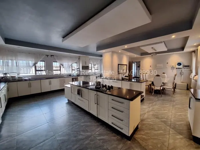 5 Bedroom House to Rent in Waterfalls, Harare