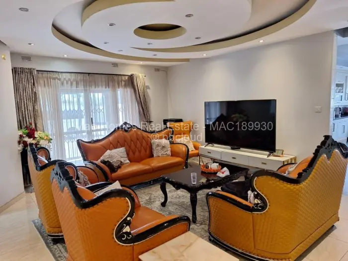 5 Bedroom House to Rent in Waterfalls, Harare
