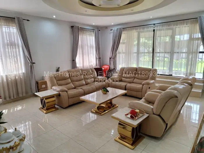 5 Bedroom House to Rent in Waterfalls, Harare
