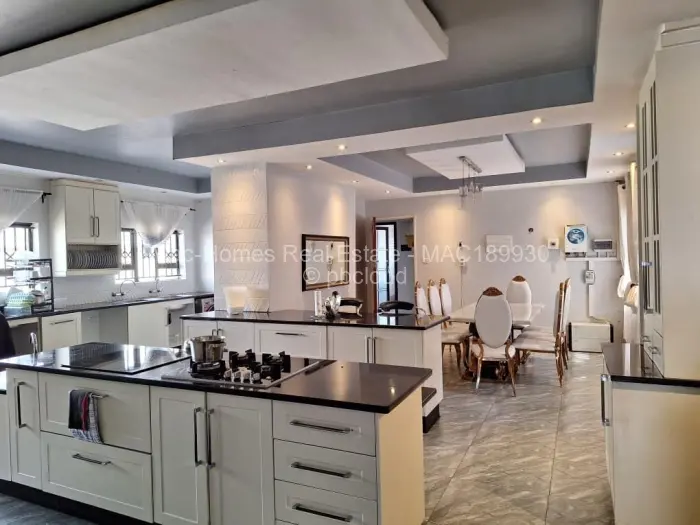 5 Bedroom House to Rent in Waterfalls, Harare