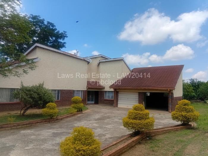 4 Bedroom House for Sale in Borrowdale West, Harare