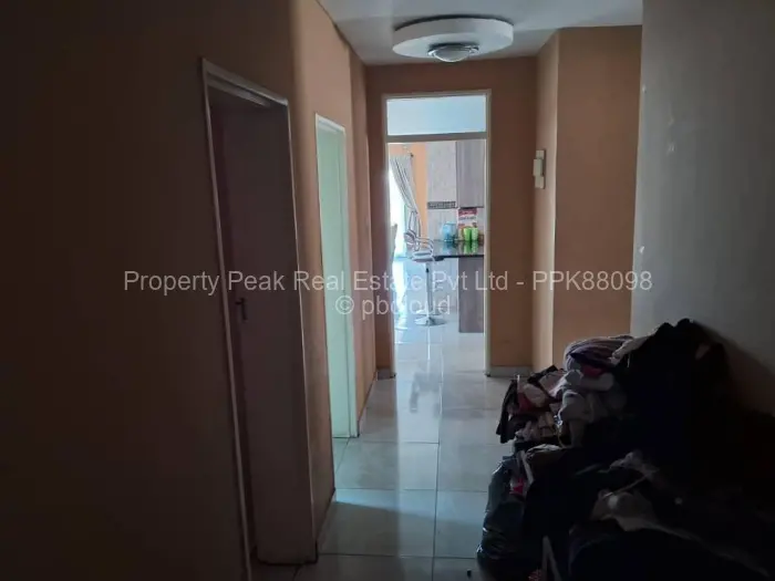 4 Bedroom House for Sale in Mabvazuva Estates, Ruwa