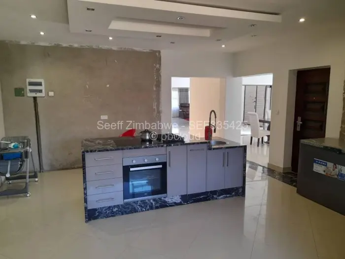 Townhouse/Cluster for Sale in Quinnington, Harare