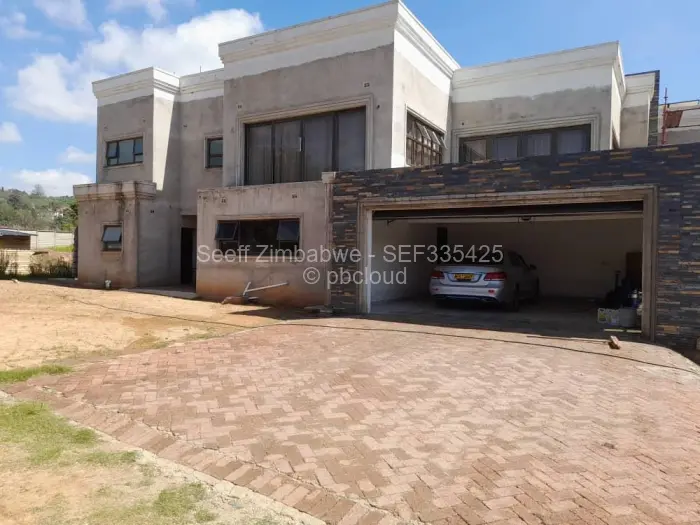 Townhouse/Cluster for Sale in Quinnington, Harare