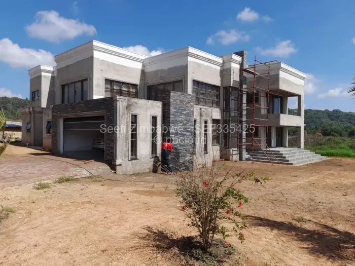 Townhouse/Cluster for Sale in Quinnington, Harare